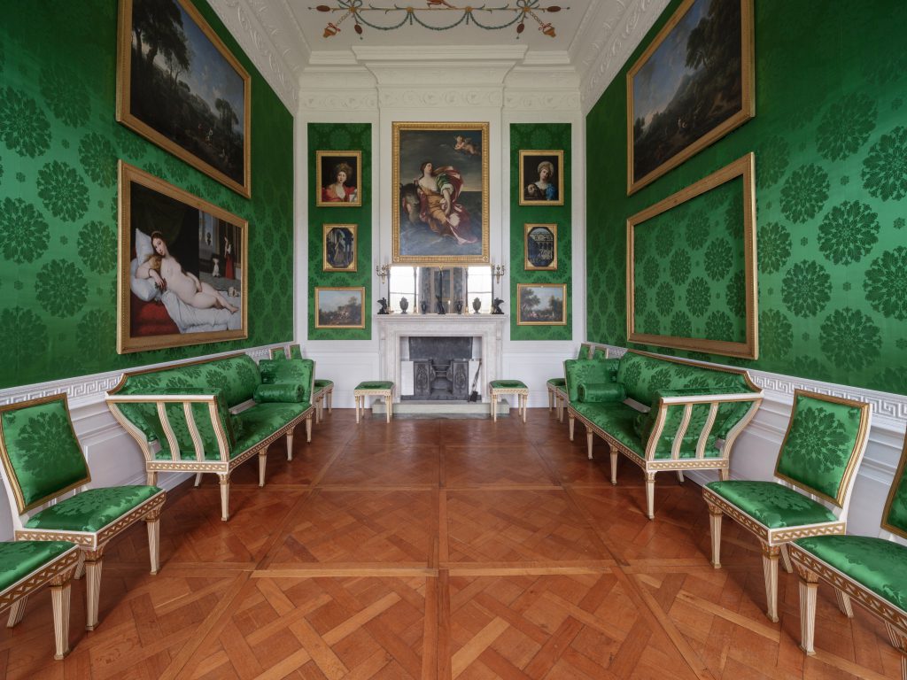 Restaurierte Möbel (Lauterwald Atelier für Restaurierung, Leipzig) im Schloss Wörlitz. (c) CHRISTOPHBUSSE.DE