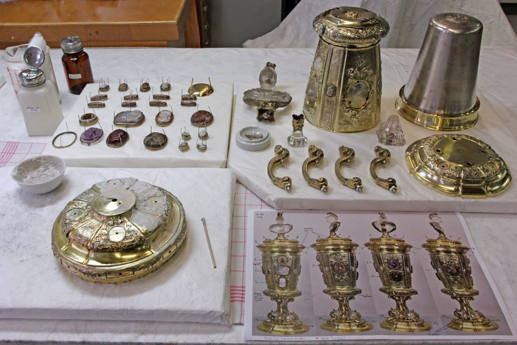 Foto_Restaurierung Goldschmiedepokal_GG_ 2019